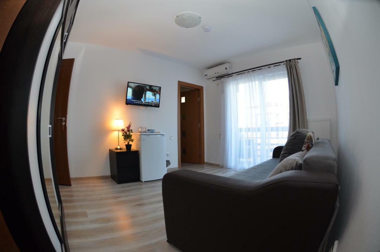 California Dreaming Hotel Năvodari Eksteriør billede